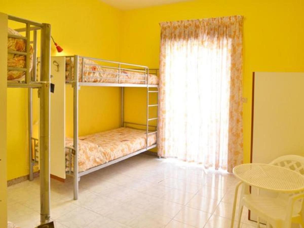 Gianni House Backpackers Hostel ジャルディーニ・ナクソス エクステリア 写真
